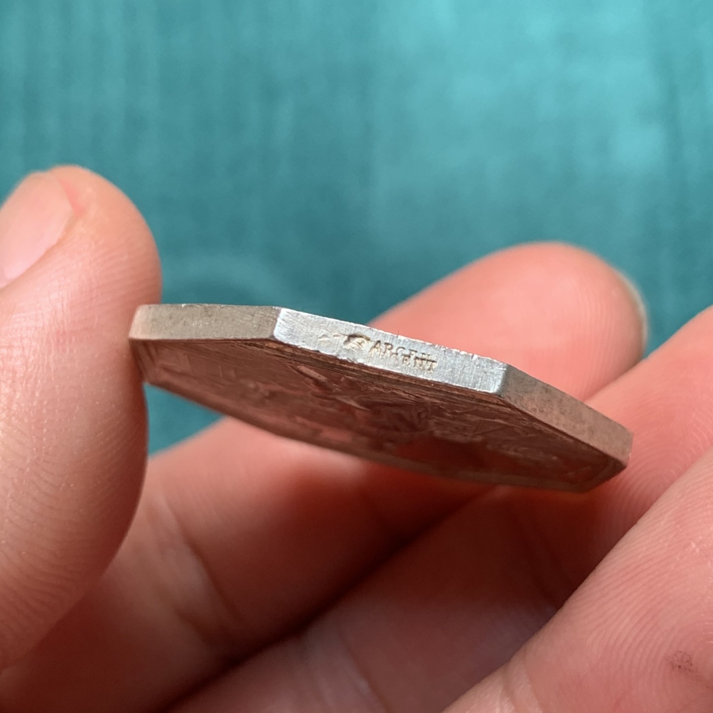 《竞宝斋》第167场-周日，周一，周四 3场 (全场包邮) 法国 路易十八火灾保险八角银质代币 unc品相 对角33mm对边31mm 13.62g 边铭丰饶角argent