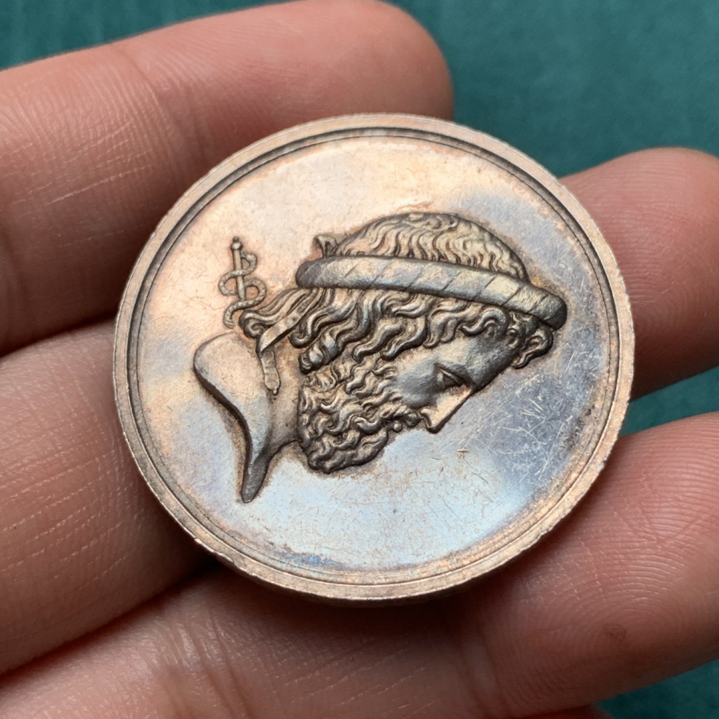 《竞宝斋》第167场-周日，周一，周四 3场 (全场包邮) 法国银章 镜面底板 UNC品相 铸纹清晰 35mm 17.85g 边铭手指agent