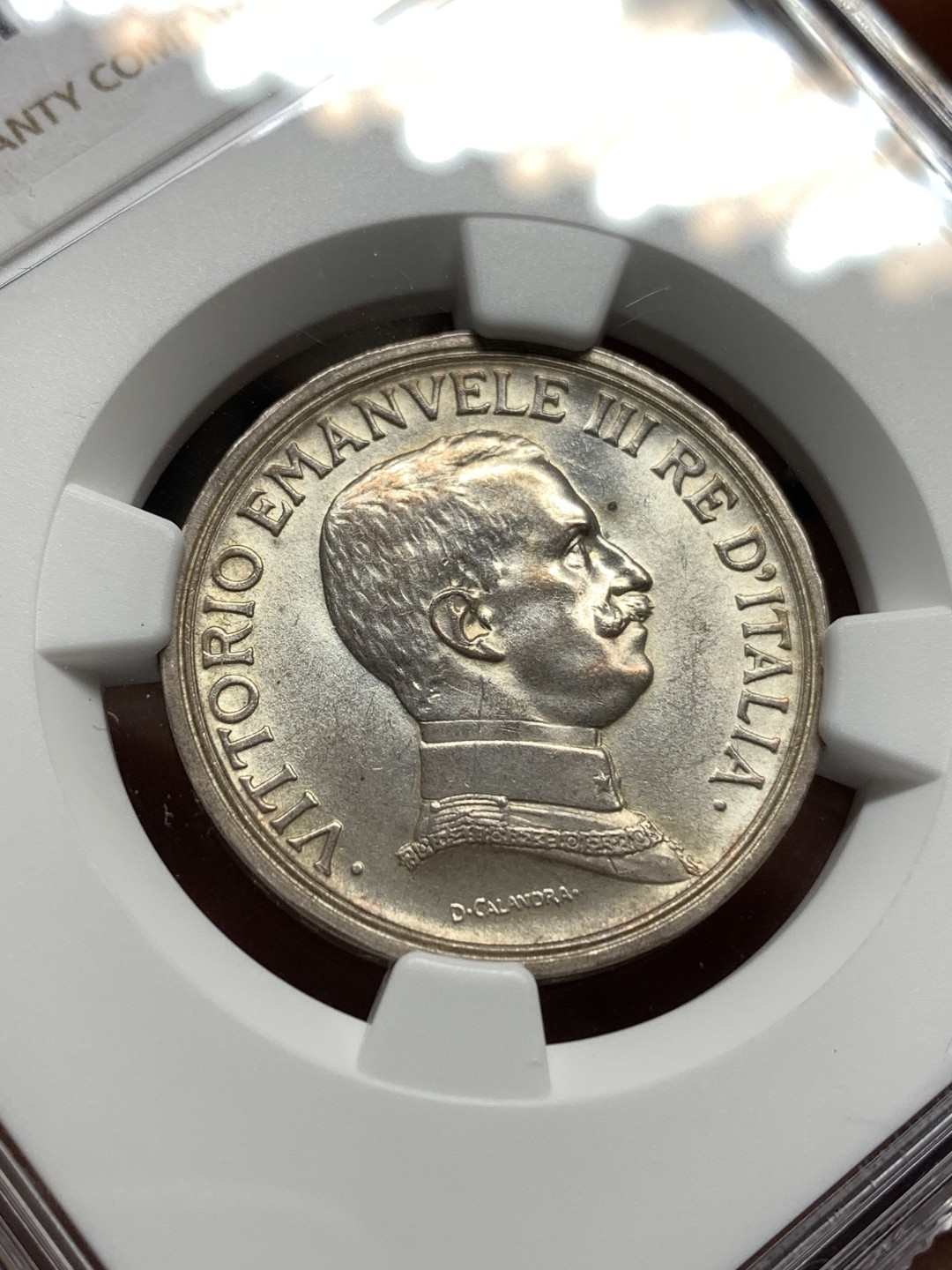 《竞宝斋》第167场-周日，周一，周四 3场 (全场包邮) NGC MS62 意大利1916年2里拉银币 人像耳廓清洗、马车高点聚在、女神胸甲双环、手持的盾纹也非常清晰，可冲63