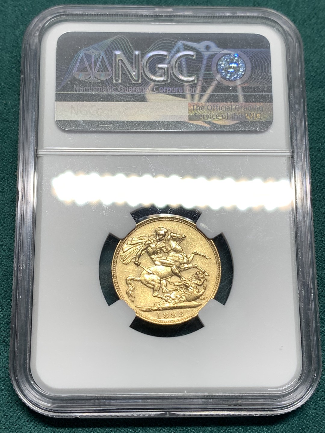 《竞宝斋》第167场-周日，周一，周四 3场 (全场包邮) NGC AU 英国 1893年 维多利亚 披纱版 1索维林马剑金币 8克金