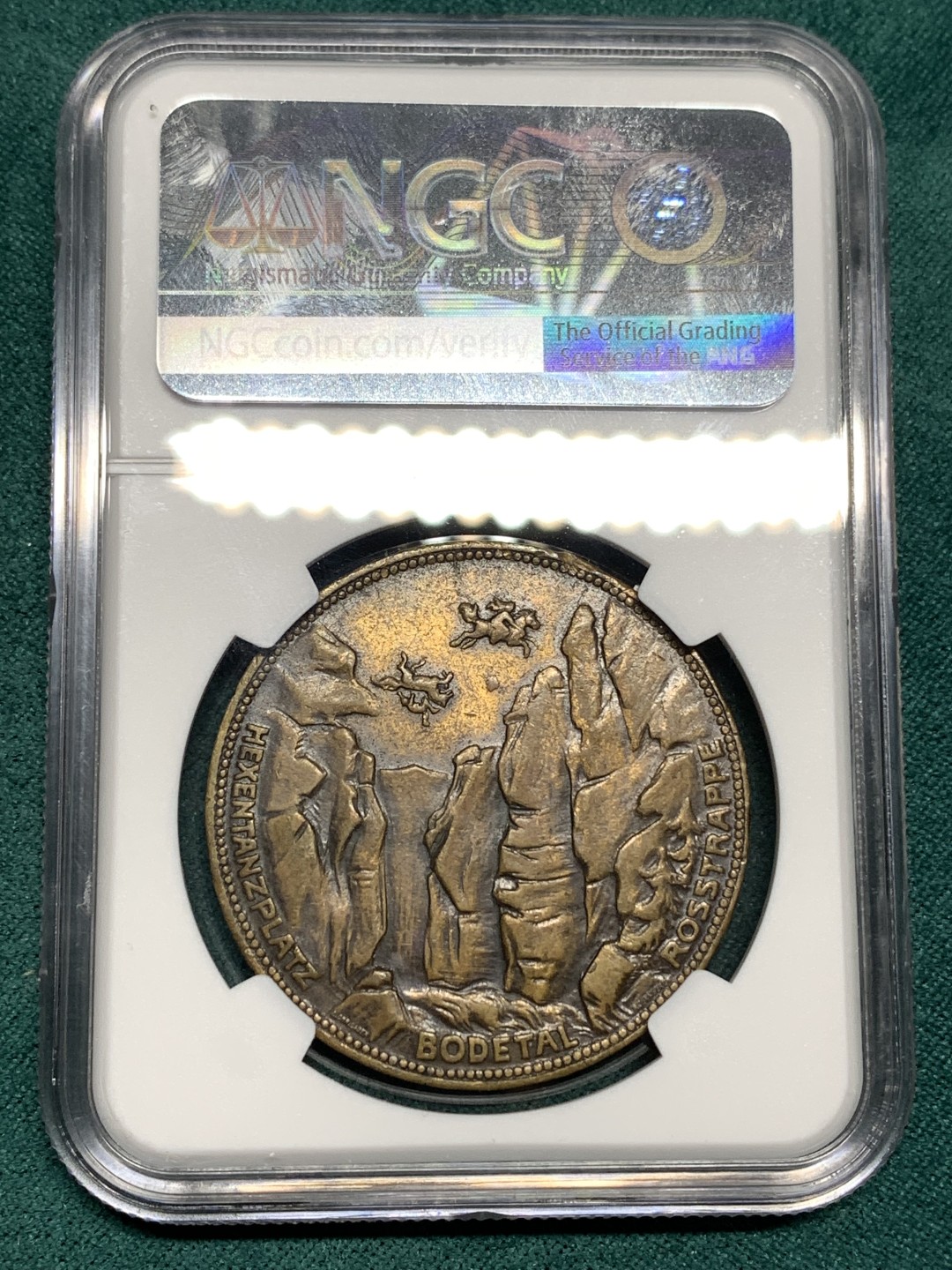 《竞宝斋》第167场-周日，周一，周四 3场 (全场包邮) NGC-AUD 德国紧急状态时期塔勒哈茨山涧 1923年 6马克(无星版)  大铜币 德紧币中的稀少品种在芬克目录中也是很难得的品类