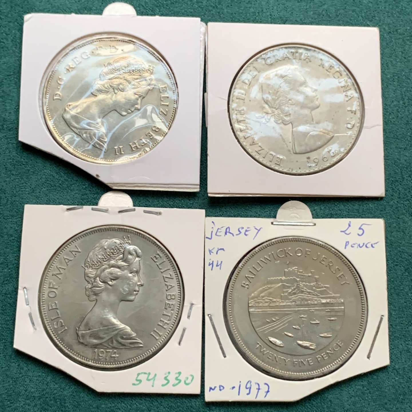 《竞宝斋》第167场-周日，周一，周四 3场 (全场包邮) 英国及英属 克朗型 纪念币一组4枚