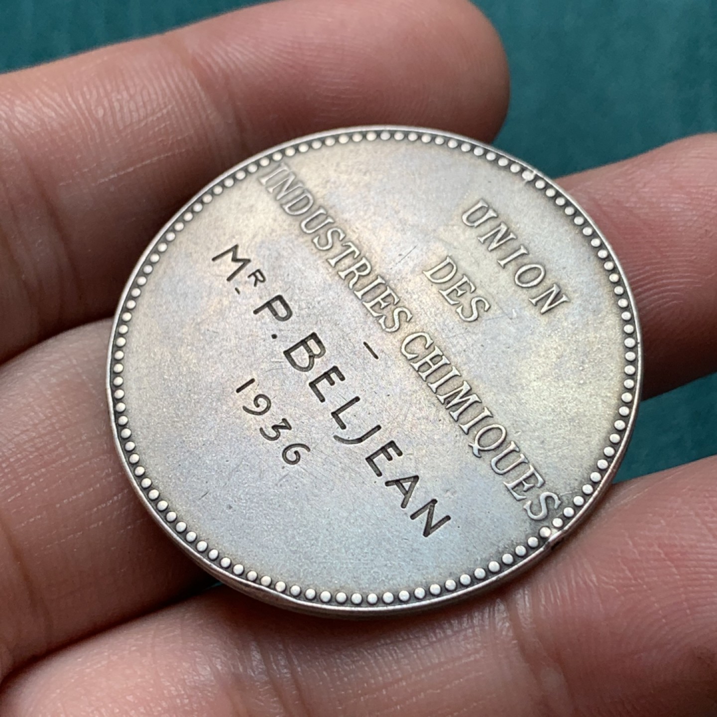 《竞宝斋》第167场-周日，周一，周四 3场 (全场包邮) 法国1936 圆jeton银，化学工业联合，底板丝滑，边铭AR，直径37mm，重24.16g