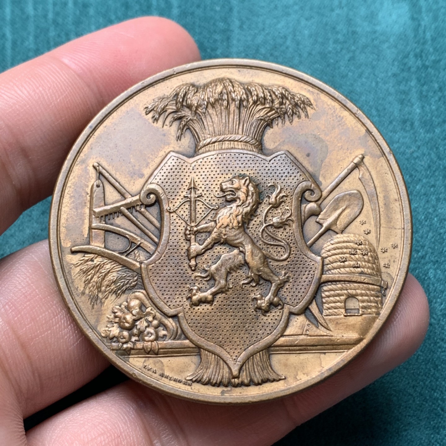 《竞宝斋》第167场-周日，周一，周四 3场 (全场包邮) 19世纪大铜章，瑞典农业，正面狮子拉弓，直径52mm，重60.22g