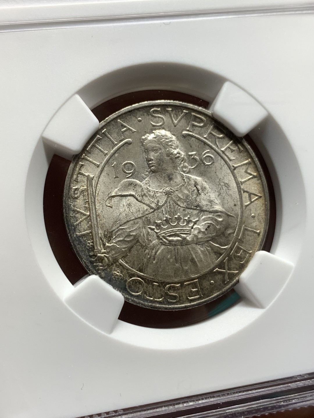 《竞宝斋》第167场-周日，周一，周四 3场 (全场包邮) NGC MS62，圣马力诺 1936年10里拉。少年分正义女神，光度很好、深包浆