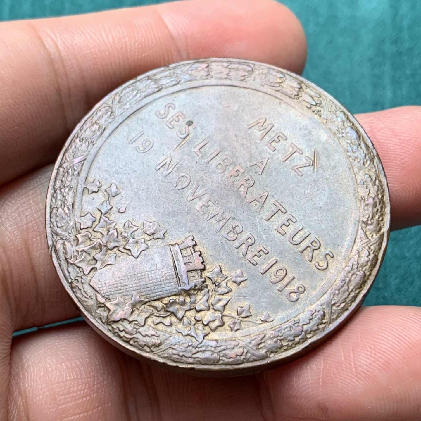 《竞宝斋》第167场-周日，周一，周四 3场 (全场包邮) 1918年法国梅茨纪念铜章，底板干净漂亮 44.9mm 41.1克