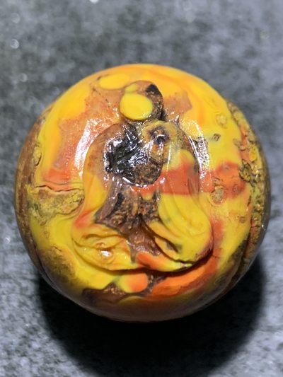 精美草花纹战国红玛瑙手工俏色巧雕无相佛意境珠一颗！ - 精美草花纹战国红玛瑙手工俏色巧雕无相佛意境珠一颗！