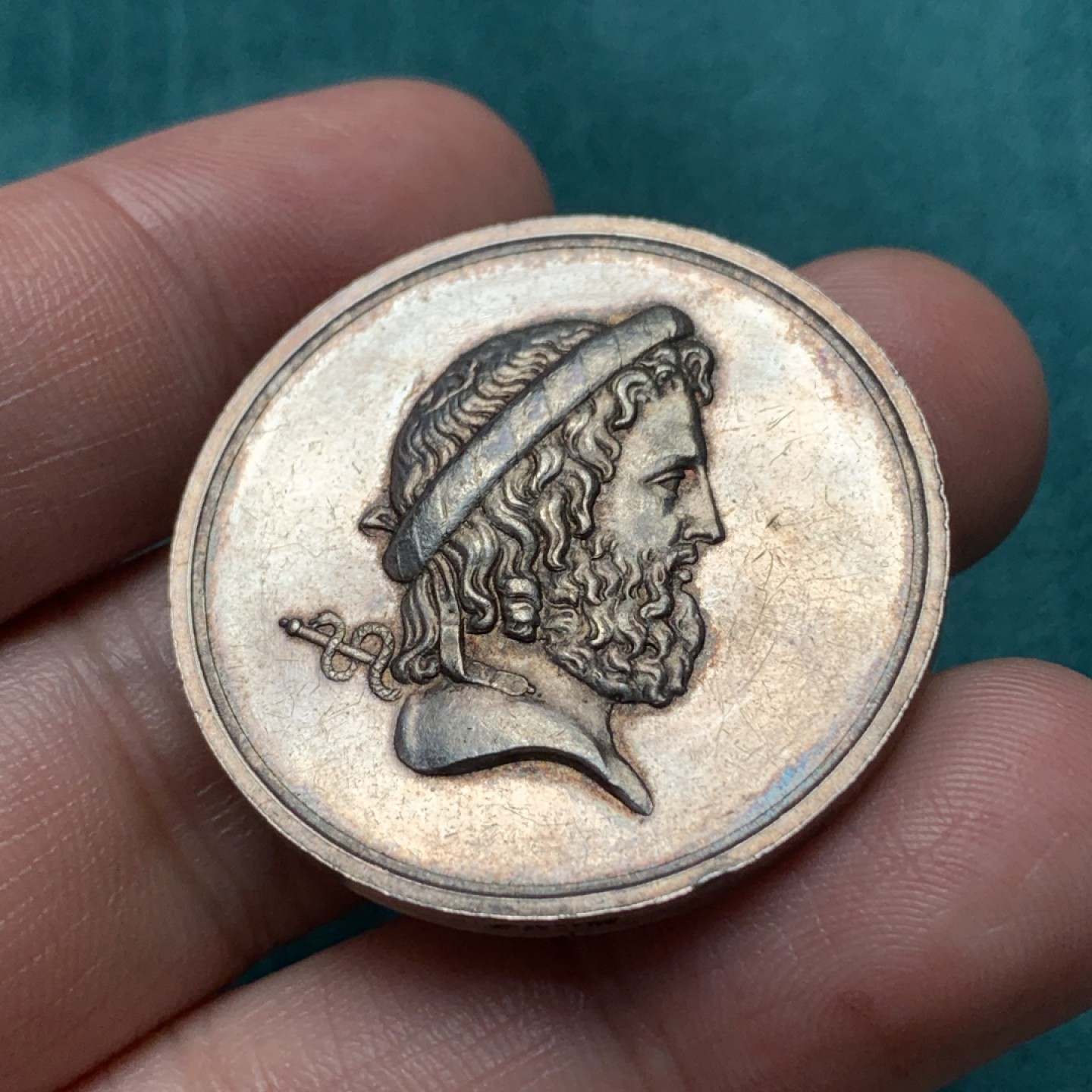 《竞宝斋》第167场-周日，周一，周四 3场 (全场包邮) 法国银章 镜面底板 UNC品相 铸纹清晰 35mm 17.85g 边铭手指agent