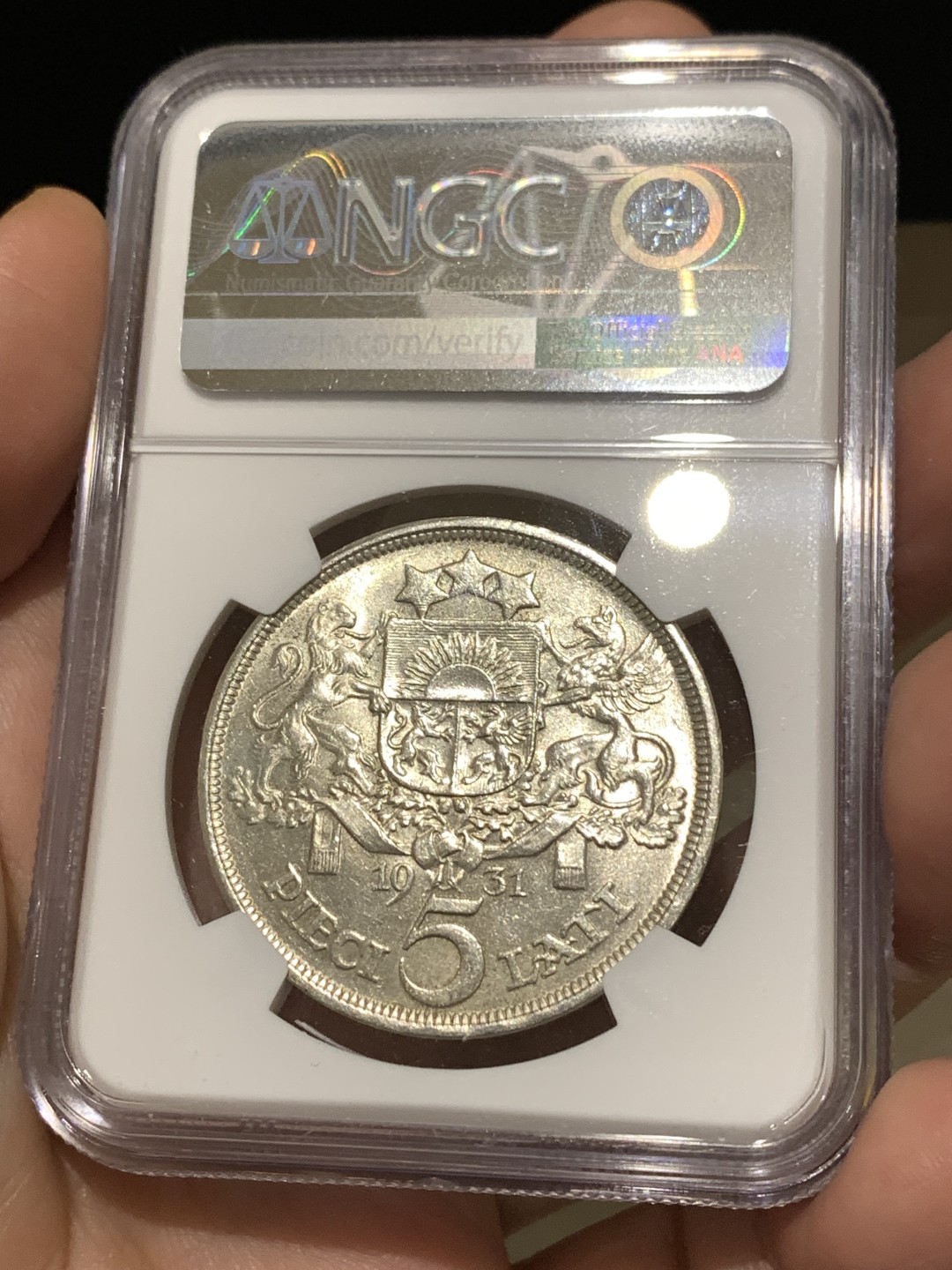 《竞宝斋》第167场-周日，周一，周四 3场 (全场包邮) NGC-MS62 拉脱维亚 1931年5拉特美女大银币 带点包浆 外拍热门品种 价格洼地