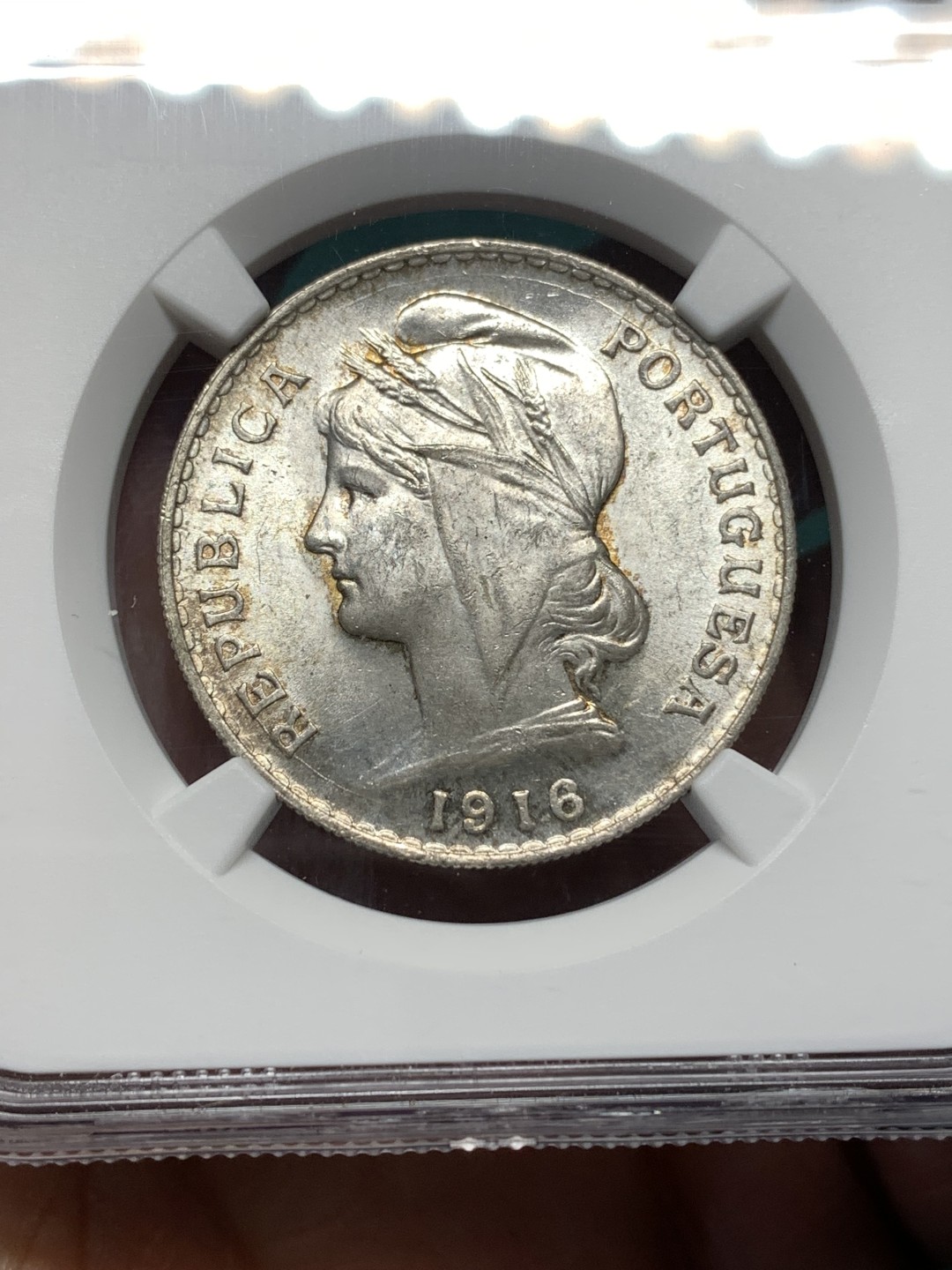 《竞宝斋》第167场-周日，周一，周四 3场 (全场包邮) NGC-MS64 葡萄牙1916年 自由女神半圆银币 顶级曝光品相 这品种63以上就少了