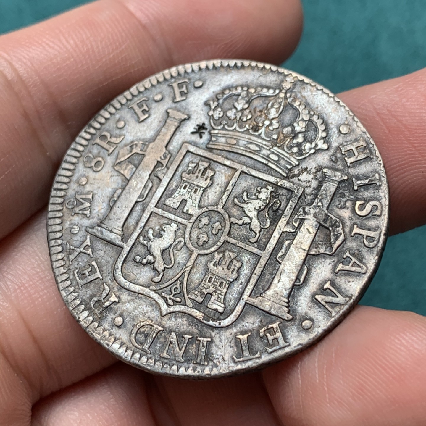 《竞宝斋》第167场-周日，周一，周四 3场 (全场包邮) 1780年卡洛斯三世8R老双柱银币 本洋 戳非常少 味道不错