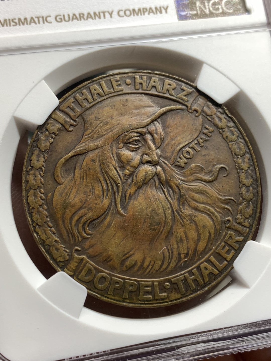 《竞宝斋》第167场-周日，周一，周四 3场 (全场包邮) NGC-AUD 德国紧急状态时期塔勒哈茨山涧 1923年 6马克(无星版)  大铜币 德紧币中的稀少品种在芬克目录中也是很难得的品类