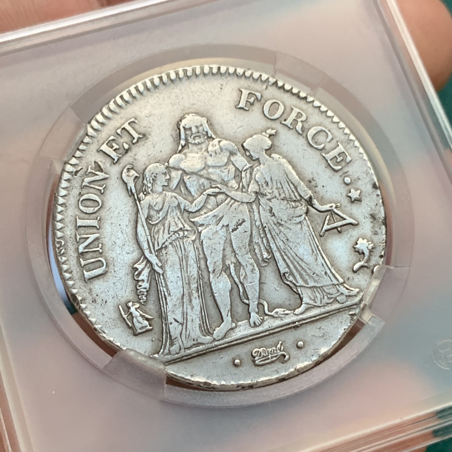 《竞宝斋》第167场-周日，周一，周四 3场 (全场包邮) 1795-1796 法兰西第一共和国共和4年大力神银币 一共大力神首年 最早的大力神5法郎银币 附赠个价值4元的平凡人方盒