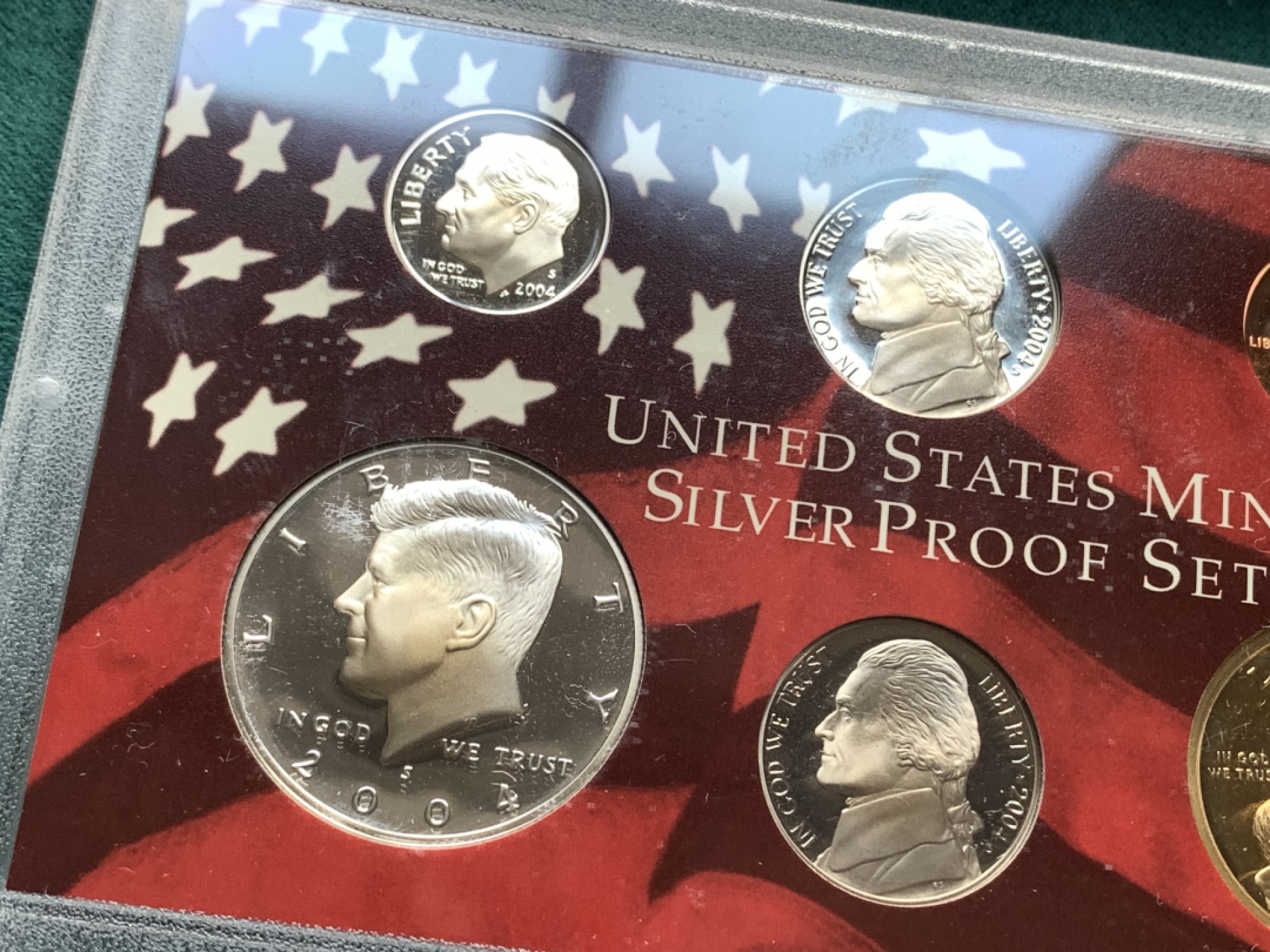 《竞宝斋》第167场-周日，周一，周四 3场 (全场包邮) 2004年美国精制银质套币，含1枚50美分，5枚25美分，1枚10美分共7枚银币