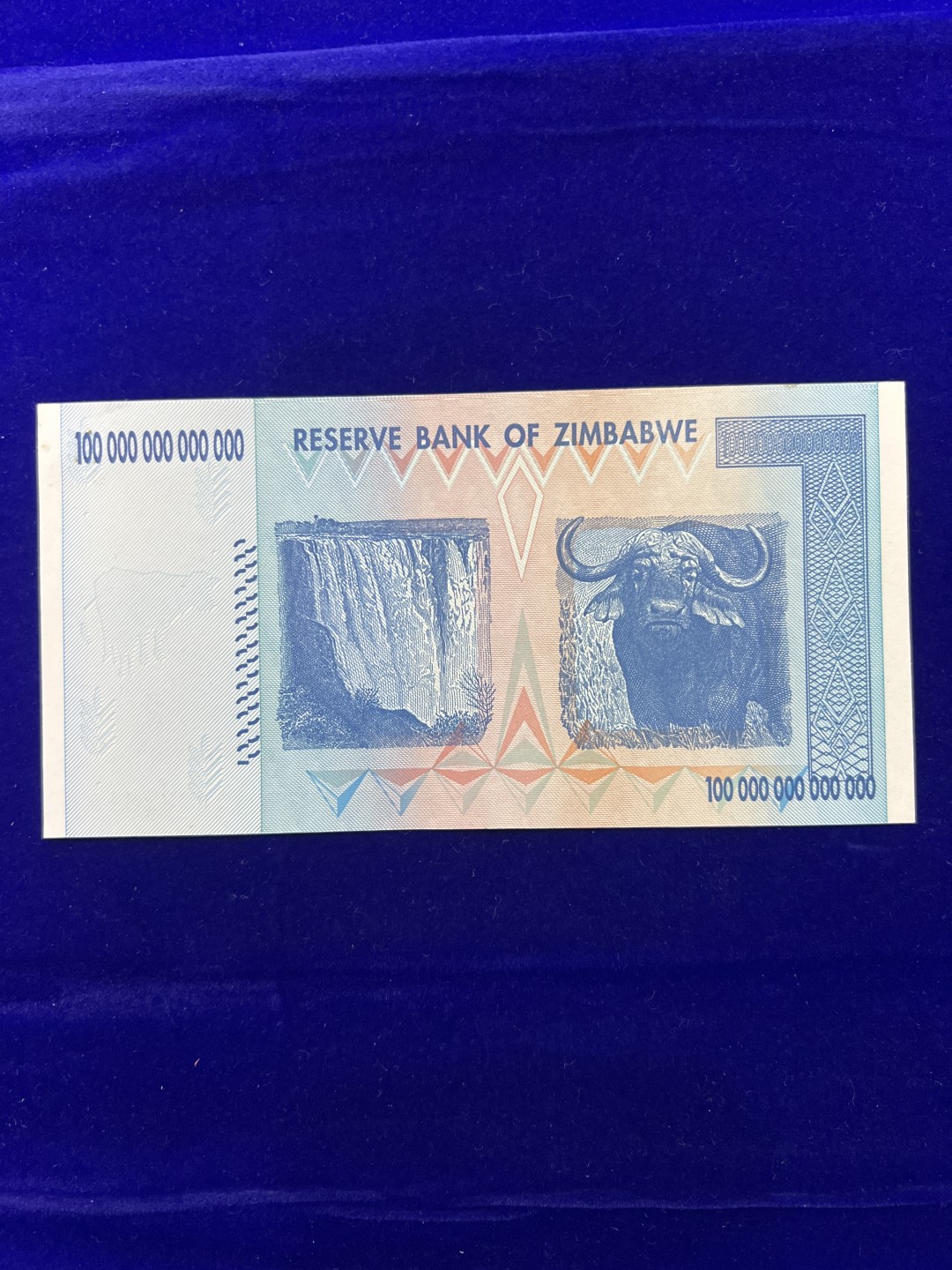 飞翔风筝外国硬币纸币第一场 津巴布韦100万亿
