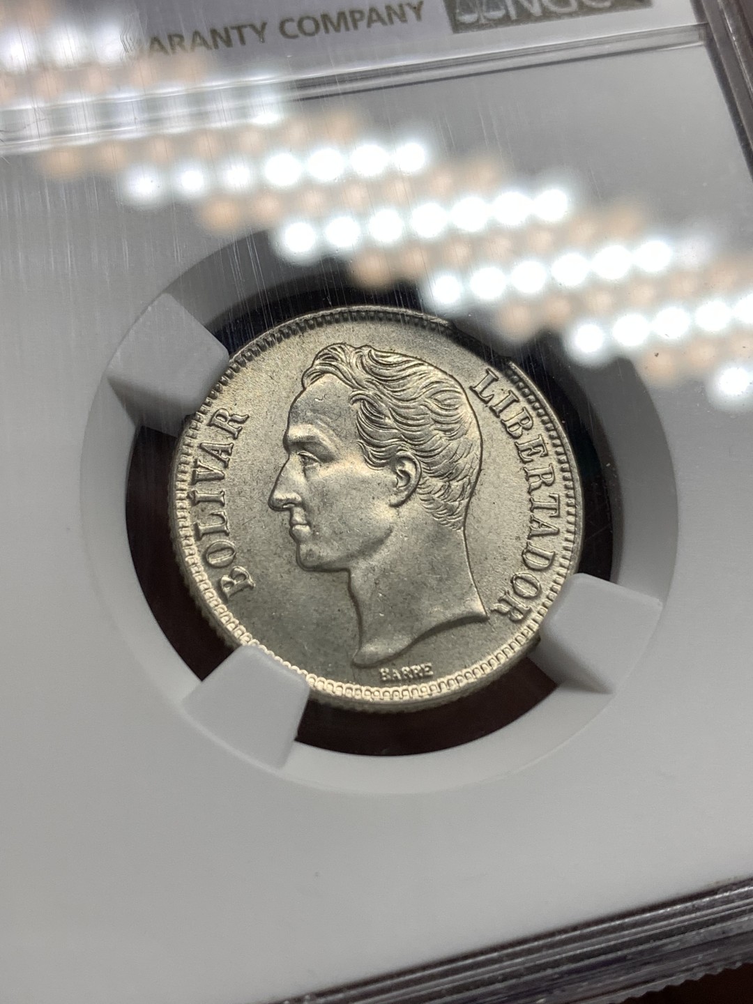 《竞宝斋》第167场-周日，周一，周四 3场 (全场包邮) NGC MS64 委内瑞拉 1954年 1玻利瓦尔 银币 人物非常好