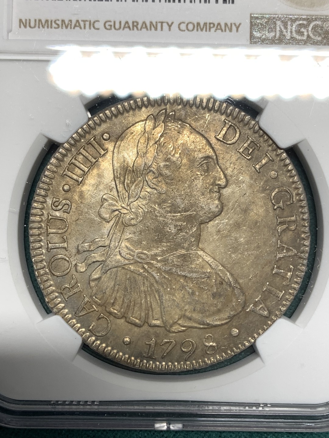 《竞宝斋》第167场-周日，周一，周四 3场 (全场包邮) NGC UNC  墨西哥 1798年 早期卡四 双柱 大银币 正反深打背面底板极好 感觉可以再试试