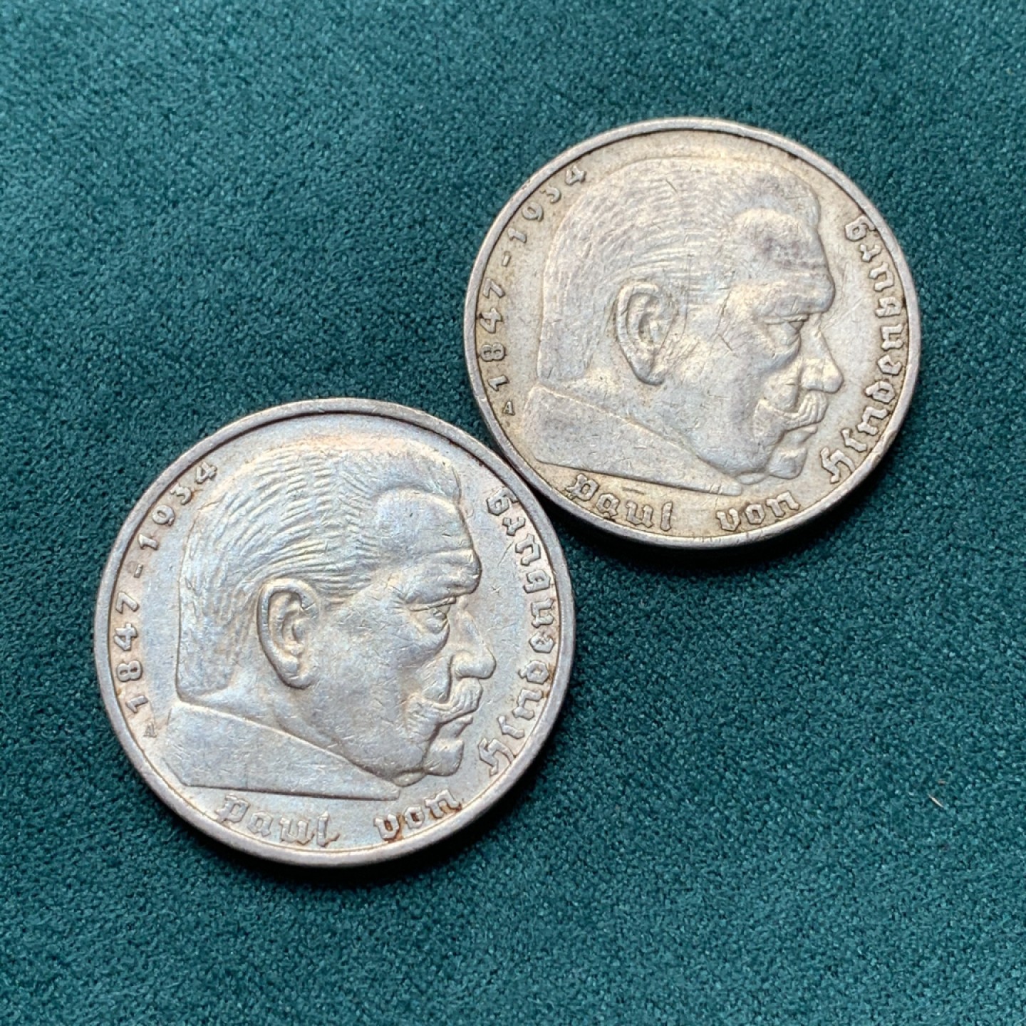 《竞宝斋》第167场-周日，周一，周四 3场 (全场包邮) 德国 第三帝国 兴登堡5马克 银币两枚一组