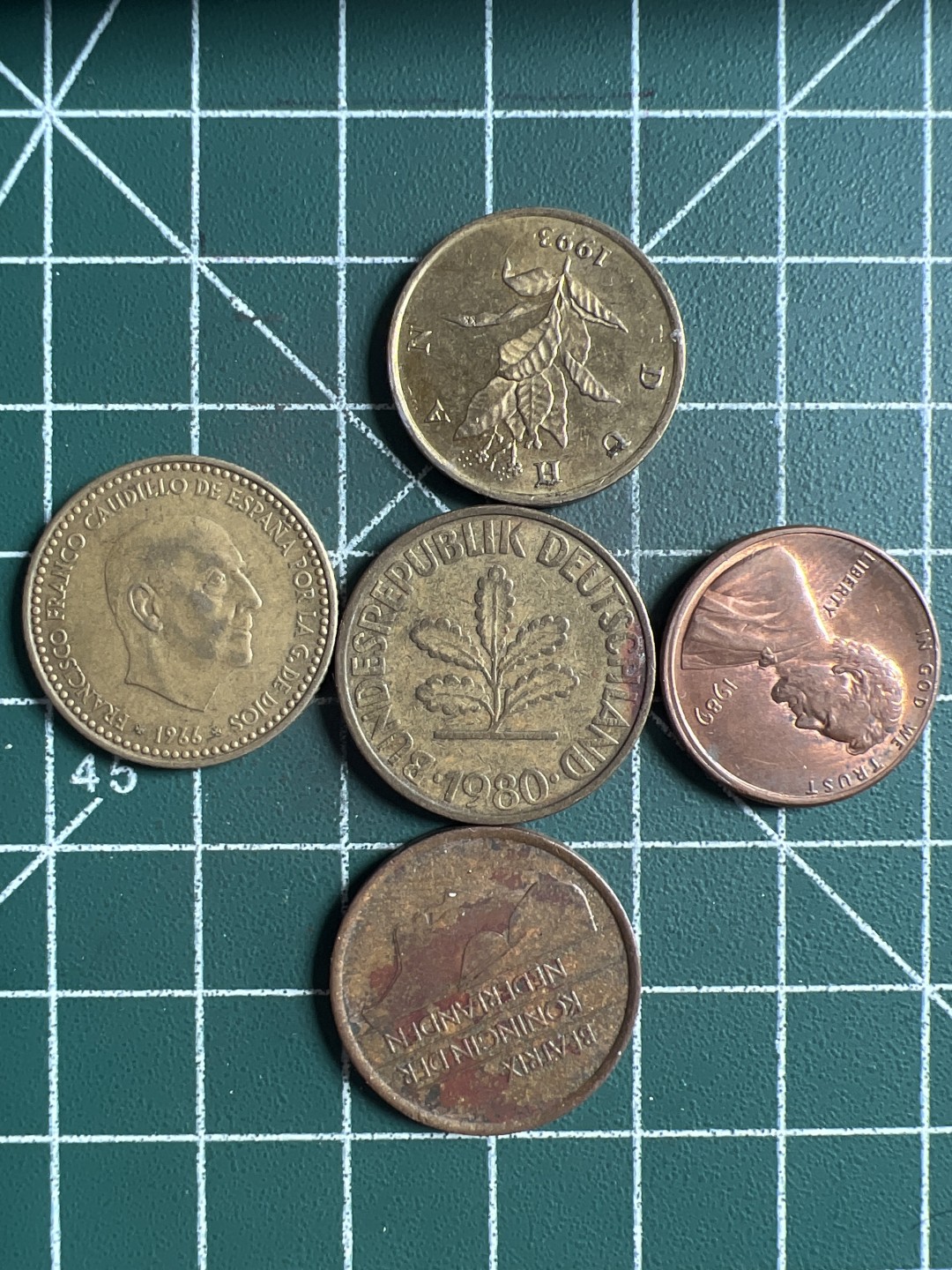 泡泡堂第323期  世界硬币 （无押金，捡漏，全场20包邮，偏远地区除外，接收代拍业务） 硬币5枚