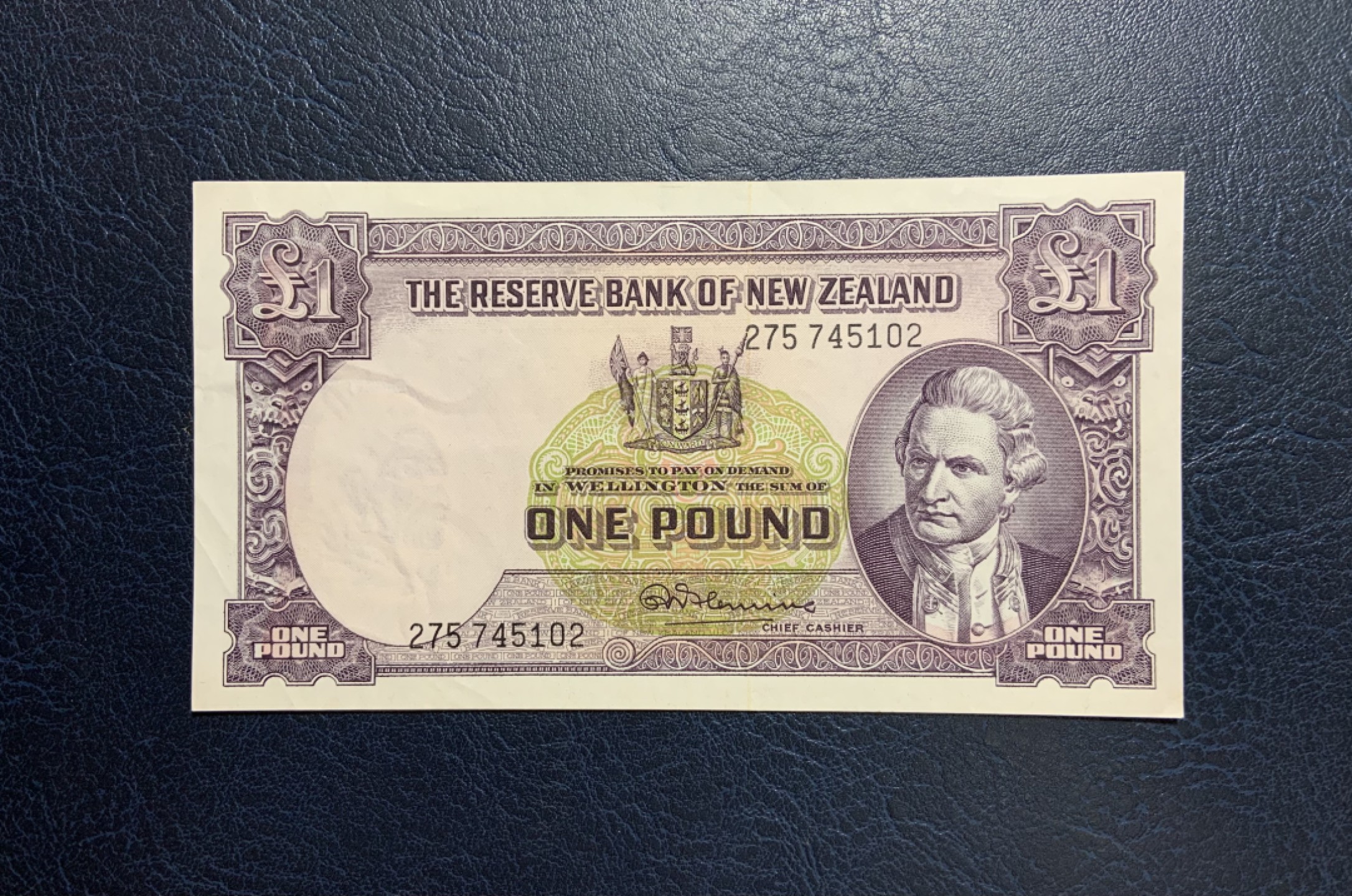 收藏联盟Quantum Auction 第261期拍卖  新西兰1967年版1镑 非全新 品相如图 库克船长