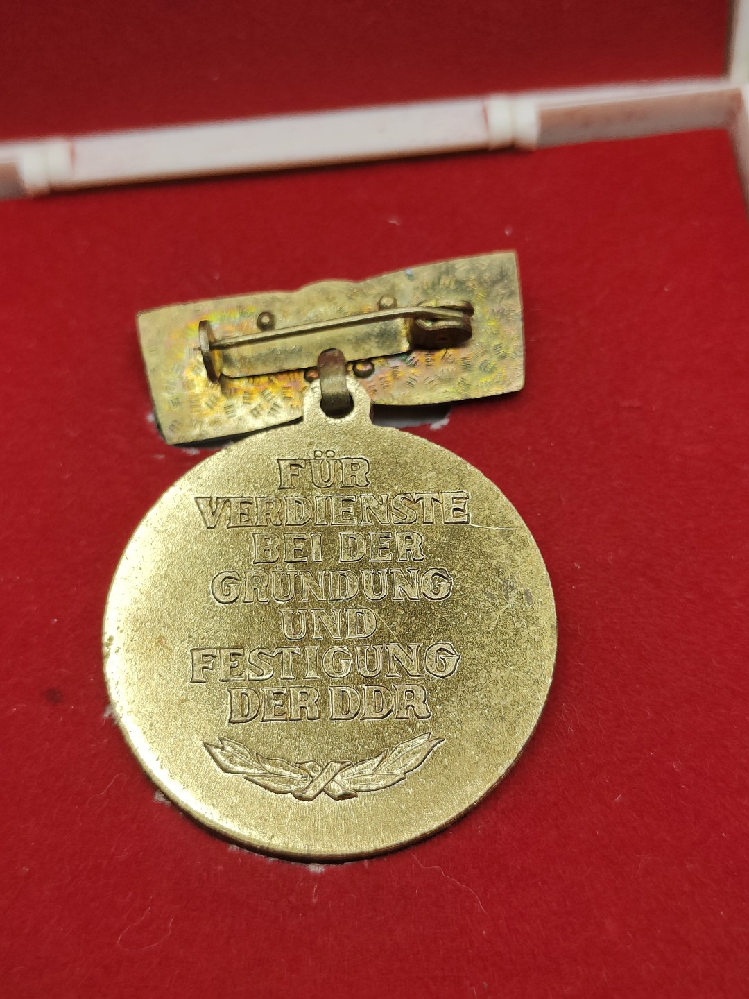 全场0元起拍 第59期 咸鱼国勋章拍卖专场 5月28日（周日）下午6：00开始 东德建国30年奖章