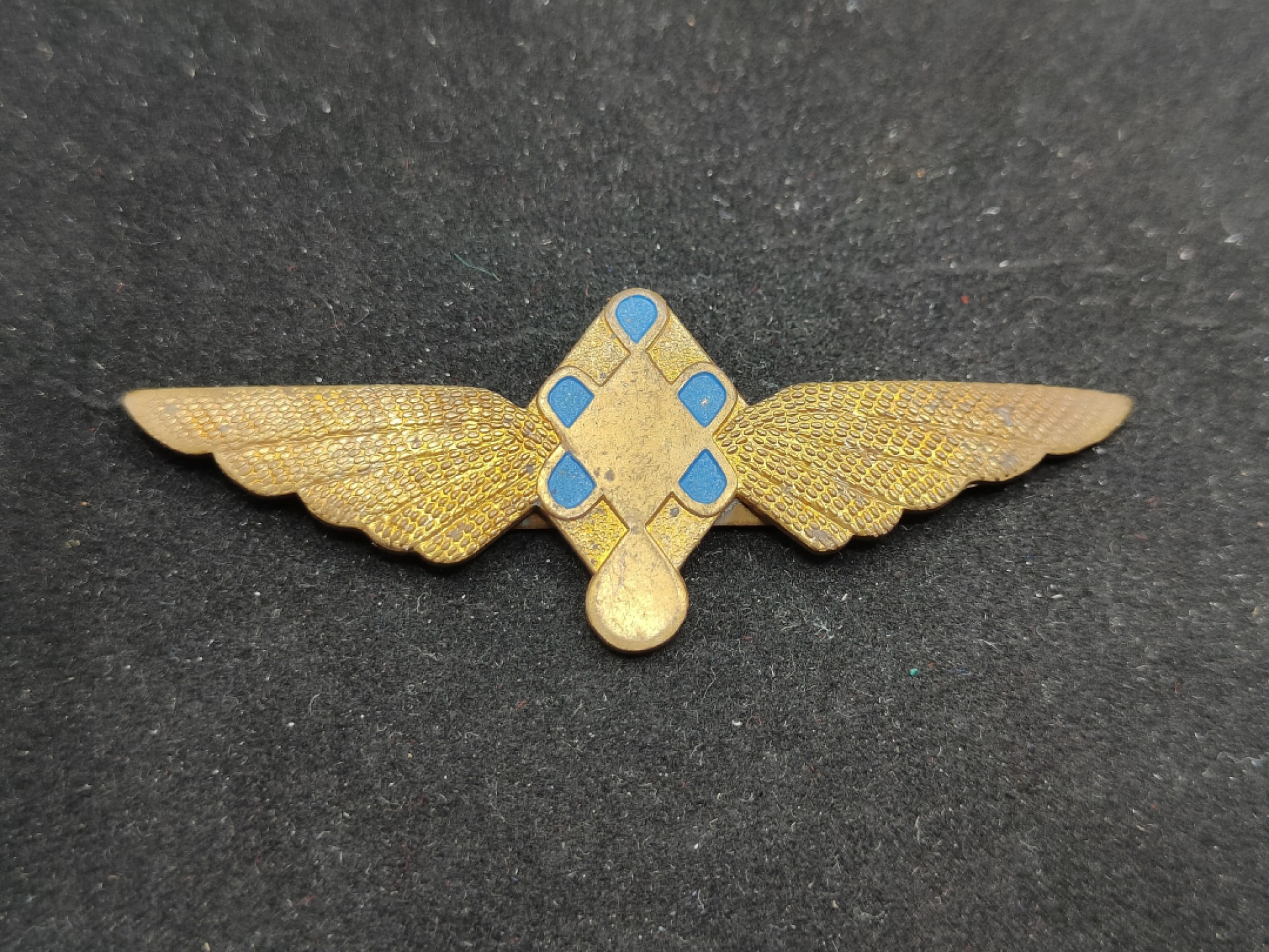 全场0元起拍 第59期 咸鱼国勋章拍卖专场 5月28日（周日）下午6：00开始 蒙古人民军飞行员证章+