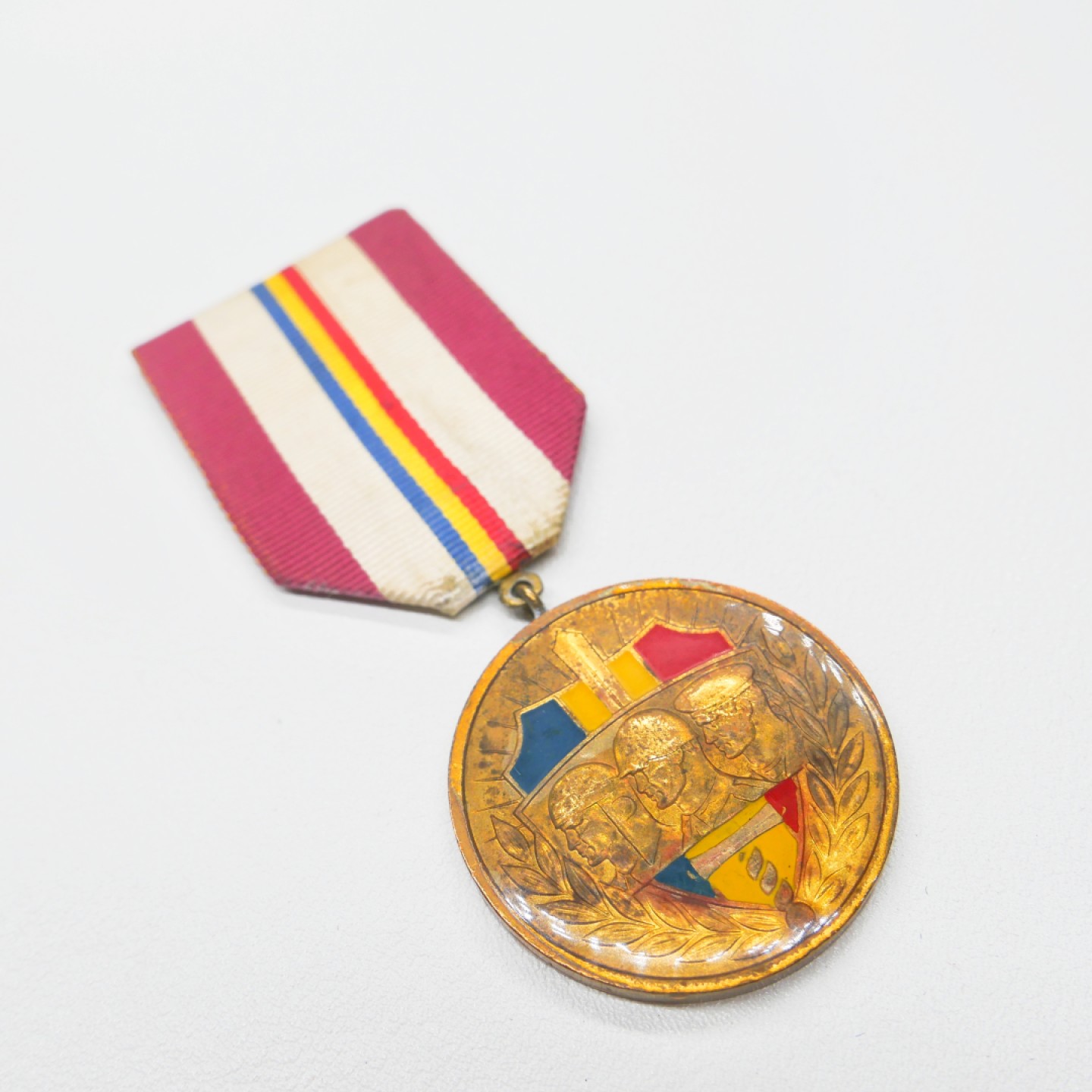 勋章奖章交易所2023.5.28群拍 罗马尼亚建军30年奖章