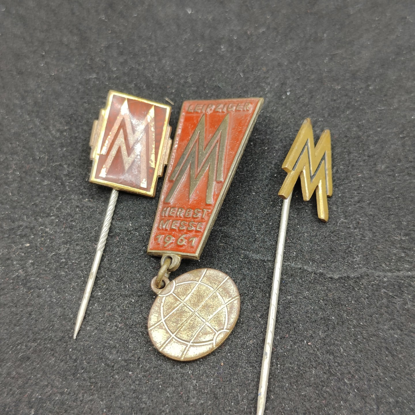 全场0元起拍 第59期 咸鱼国勋章拍卖专场 5月28日（周日）下午6：00开始 德国莱比锡博览会徽章一组