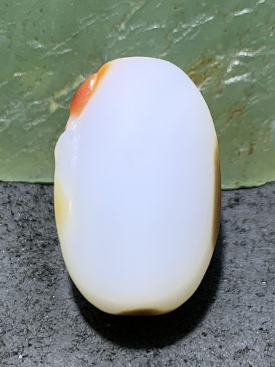 精美亚光高玉化海洋玉髓手工俏色巧雕火烛桶珠一个！ 精美亚光高玉化海洋玉髓手工俏色巧雕火烛桶珠一个！