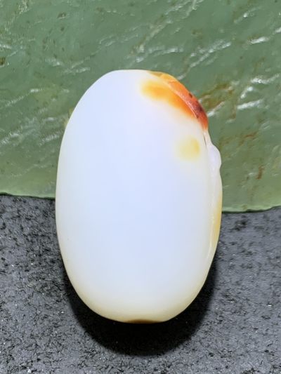 精美亚光高玉化海洋玉髓手工俏色巧雕火烛桶珠一个！ - 精美亚光高玉化海洋玉髓手工俏色巧雕火烛桶珠一个！