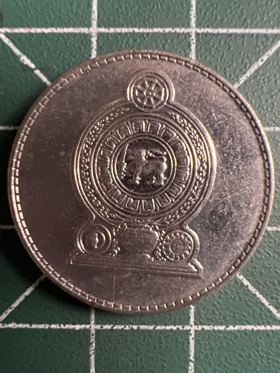 泡泡堂微拍第165幕硬币捡漏可累计专场👿👿，累计满二十元包邮，接受代拍业务 斯里兰卡1卢比