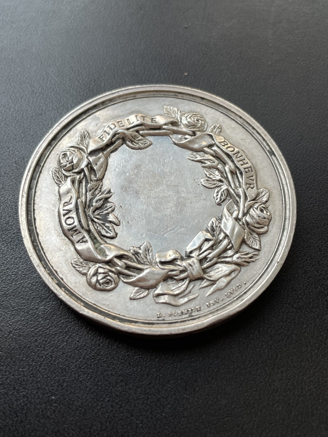 欧洲章牌-拍卖第23场 法国婚礼银章大版（背面有磨平刻字痕迹）