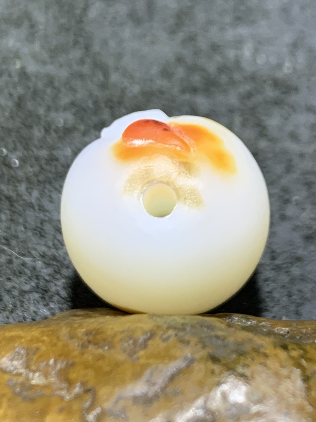 精美亚光高玉化海洋玉髓手工俏色巧雕火烛桶珠一个！