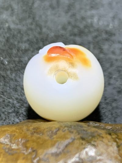 精美亚光高玉化海洋玉髓手工俏色巧雕火烛桶珠一个！ 精美亚光高玉化海洋玉髓手工俏色巧雕火烛桶珠一个！