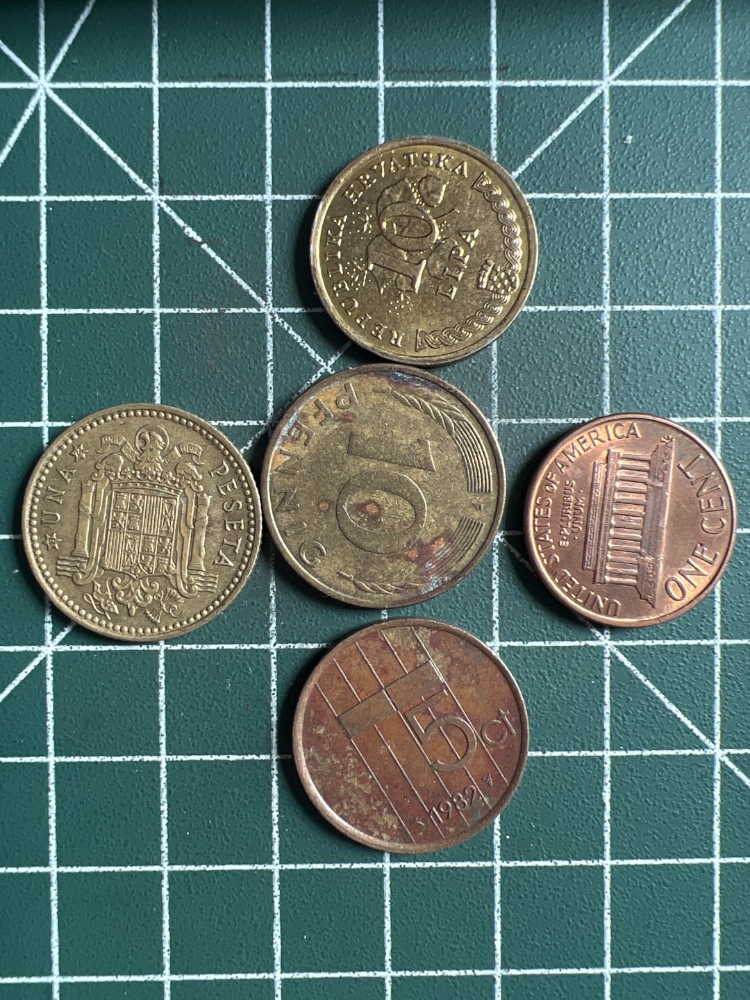 泡泡堂第323期  世界硬币 （无押金，捡漏，全场20包邮，偏远地区除外，接收代拍业务） 硬币5枚