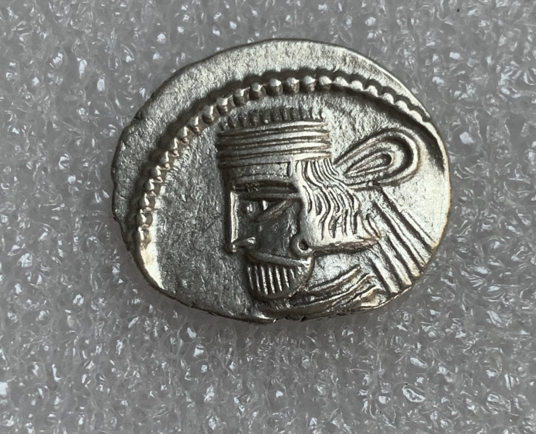 瓶子🏺第93期拍卖会  古波斯安息王朝1德银币