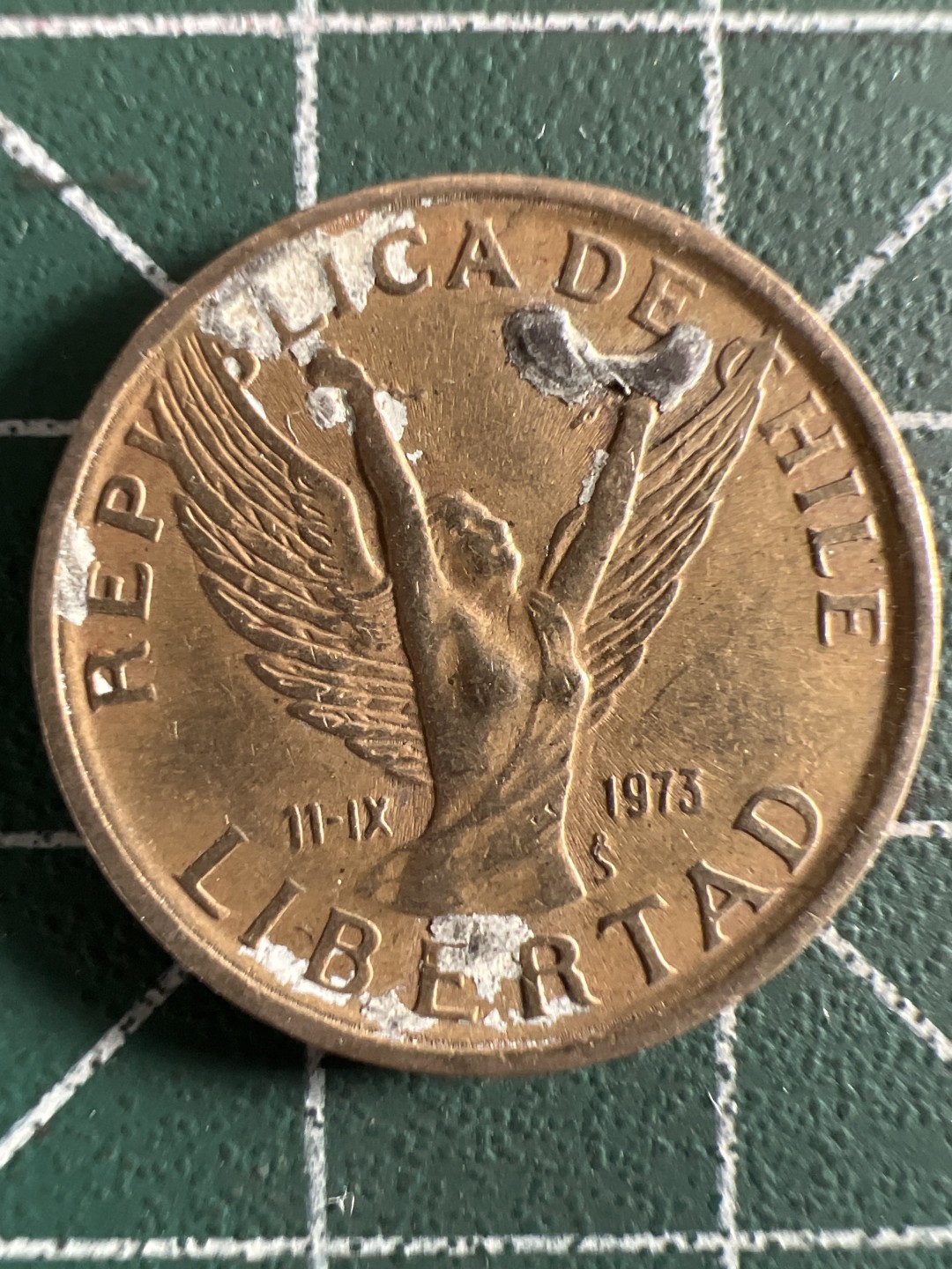 泡泡堂微拍第165幕硬币捡漏可累计专场👿👿，累计满二十元包邮，接受代拍业务 智利10比索