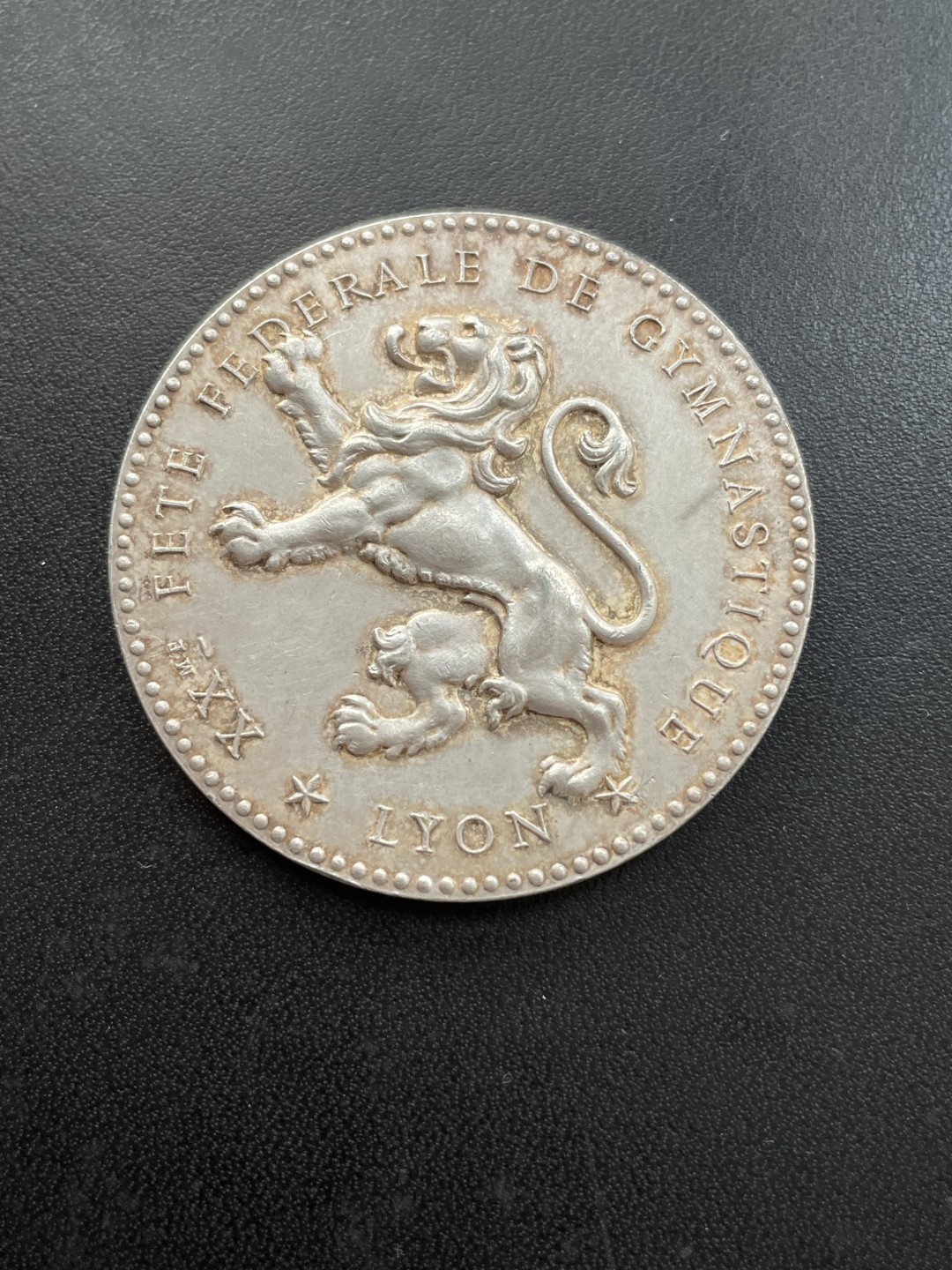 欧洲章牌-拍卖第23场 1910年法国里昂体育节狮子镀银铜章