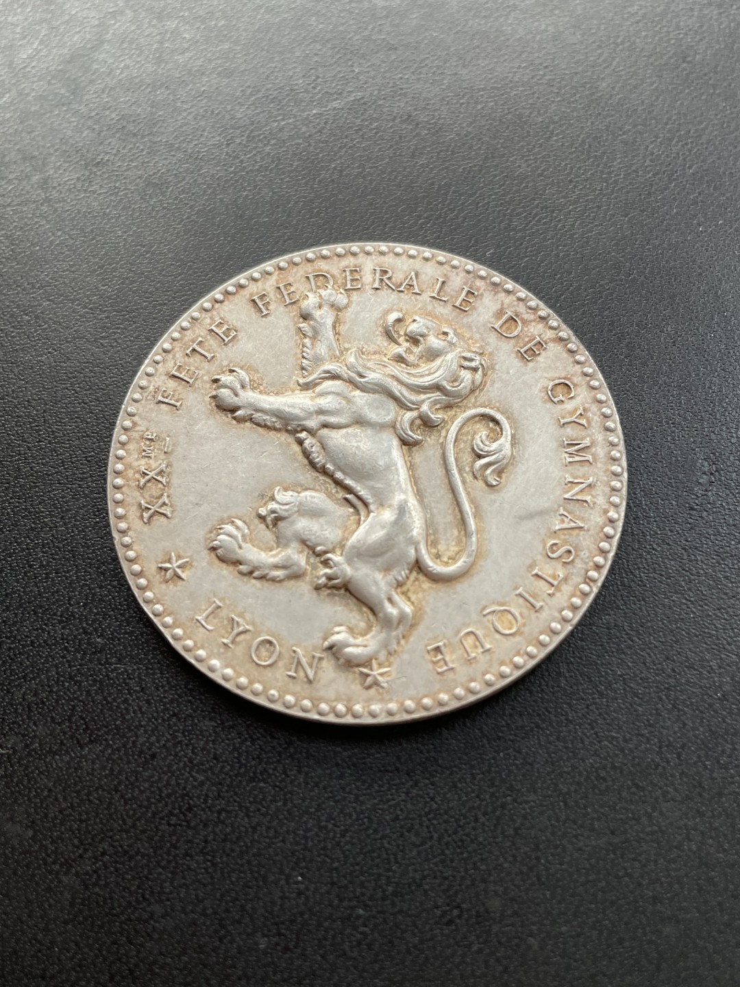 欧洲章牌-拍卖第23场 1910年法国里昂体育节狮子镀银铜章