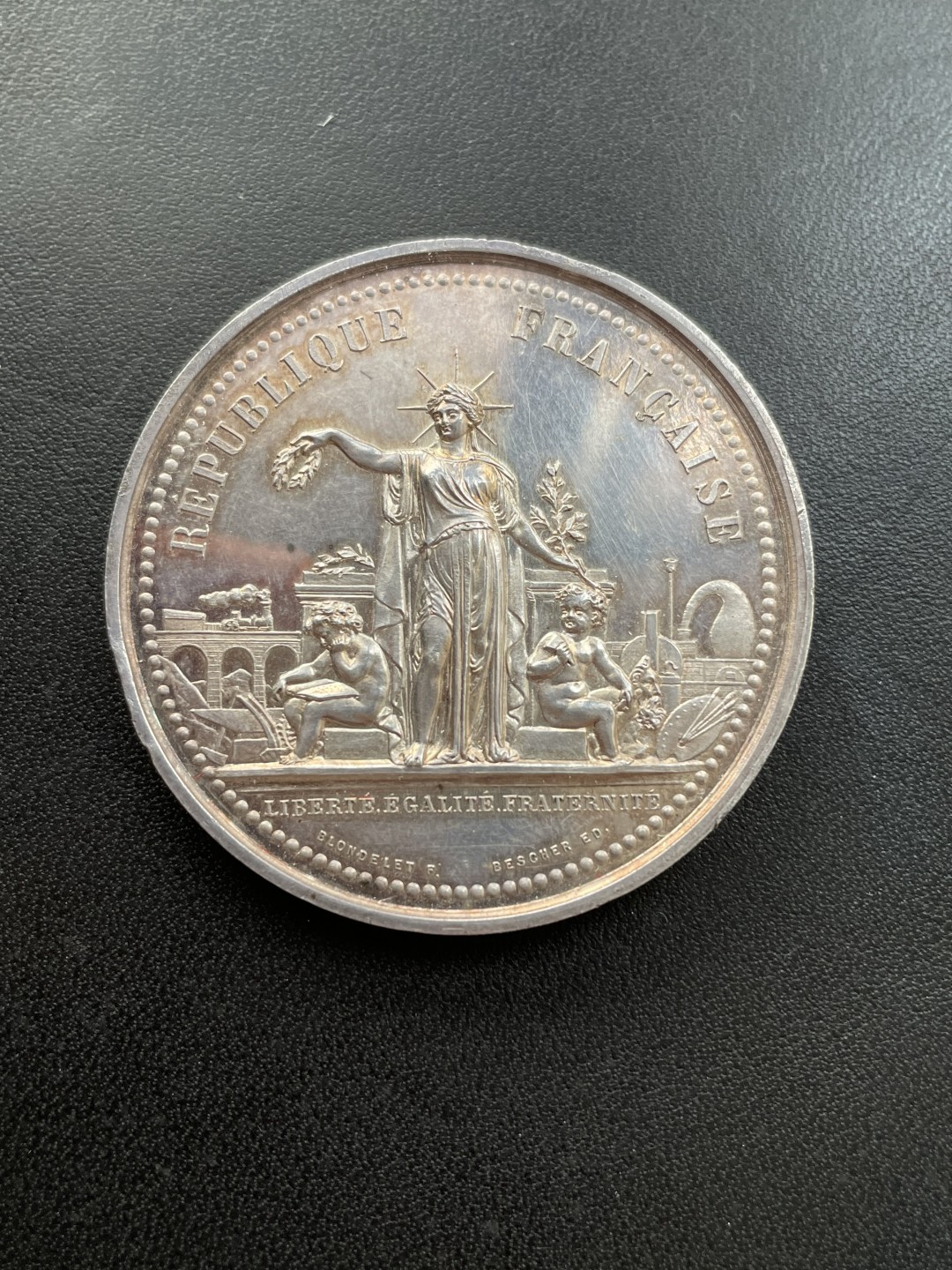 欧洲章牌-拍卖第23场 1881年法国内维尔市艺术学院银章