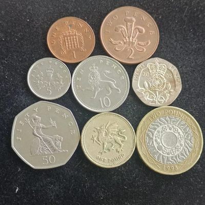【淘币小摊】第一百一十四拍  散币场 周四至周六 三连拍   满百包邮 - 英国伊丽莎白二世1998-2006年1便士-2英镑套币8枚