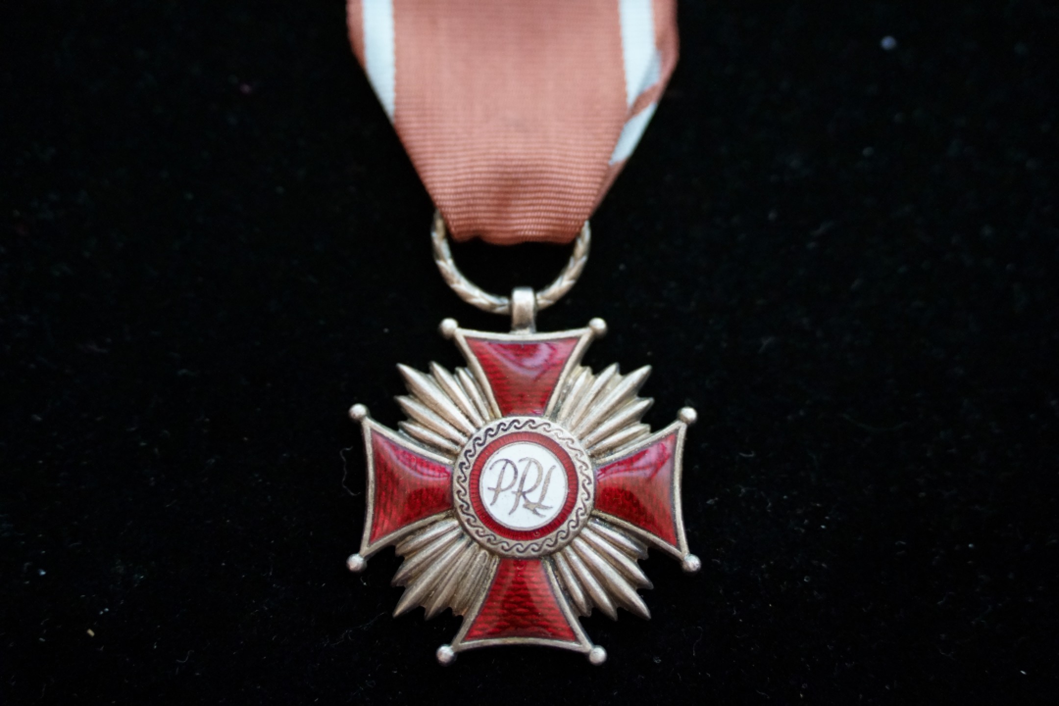 全场0起0押金！大陆勋赏俱乐部第三期拍卖 波兰人共早期版银级功勋勋章