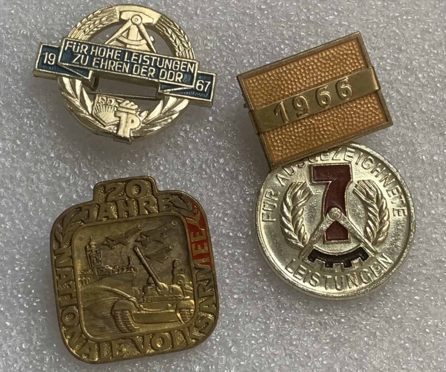 瓶子🏺第93期拍卖会  外国徽章（2）