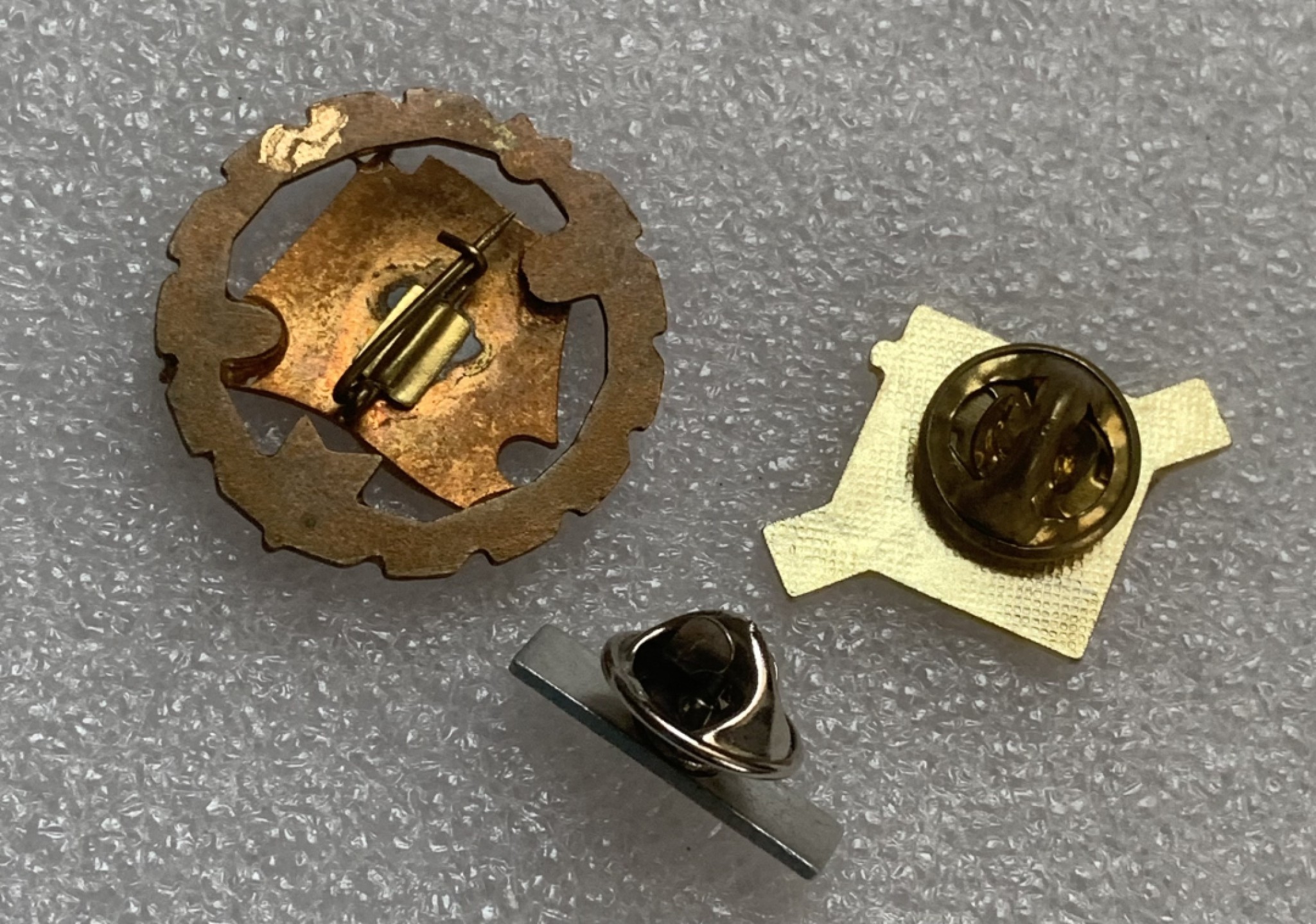 瓶子🏺第93期拍卖会  外国徽章（1）