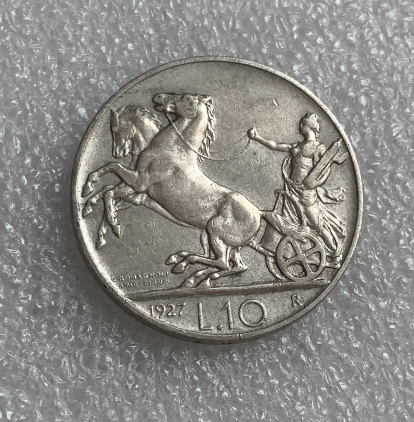 瓶子🏺第93期拍卖会  意大利1927年驾马车10里拉银币