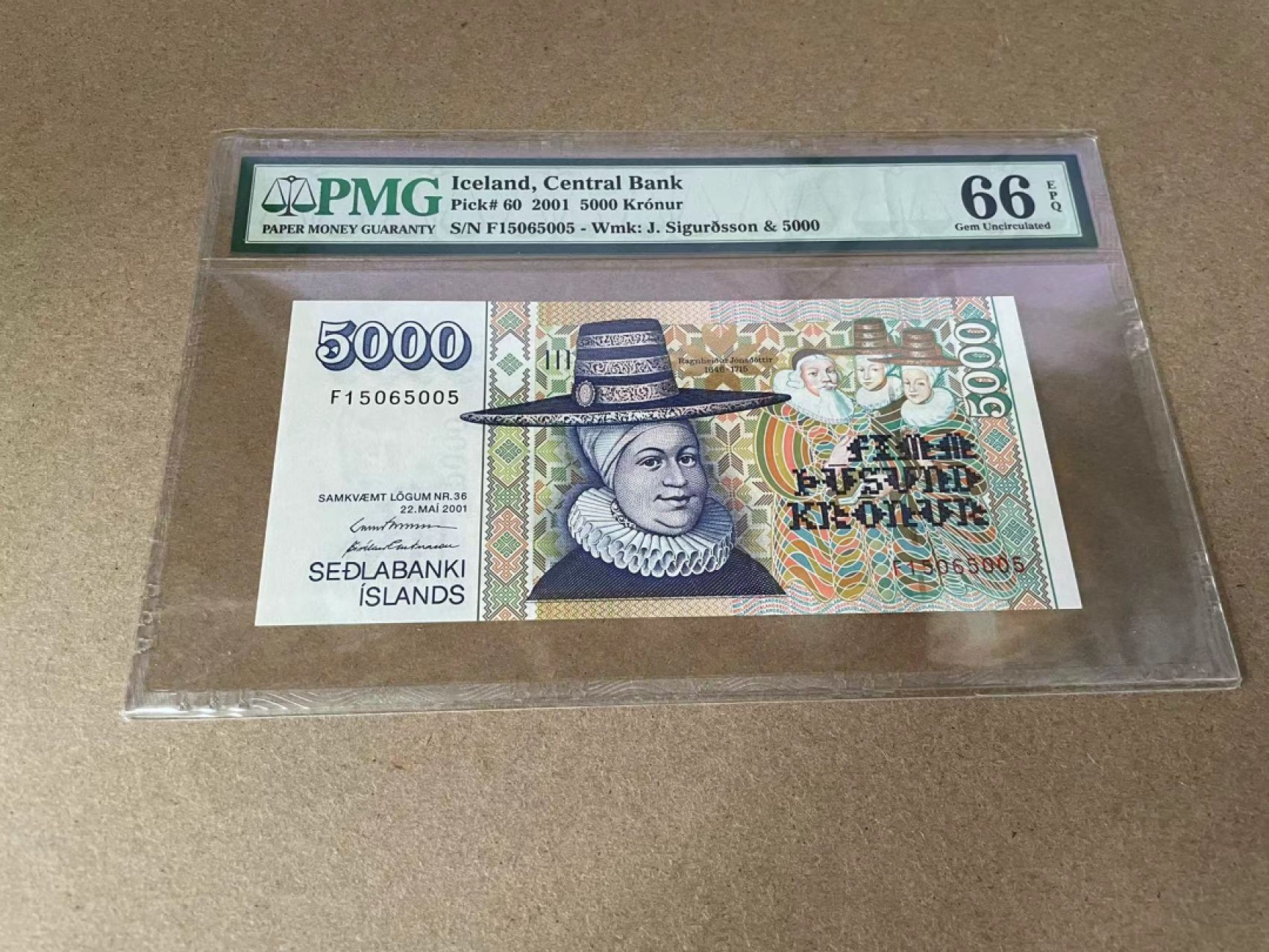 【Blue Auction】✨世界纸币精拍第327期——莫总专场XXI 【无47】冰岛 2001年5000克朗 PMG66EPQ 