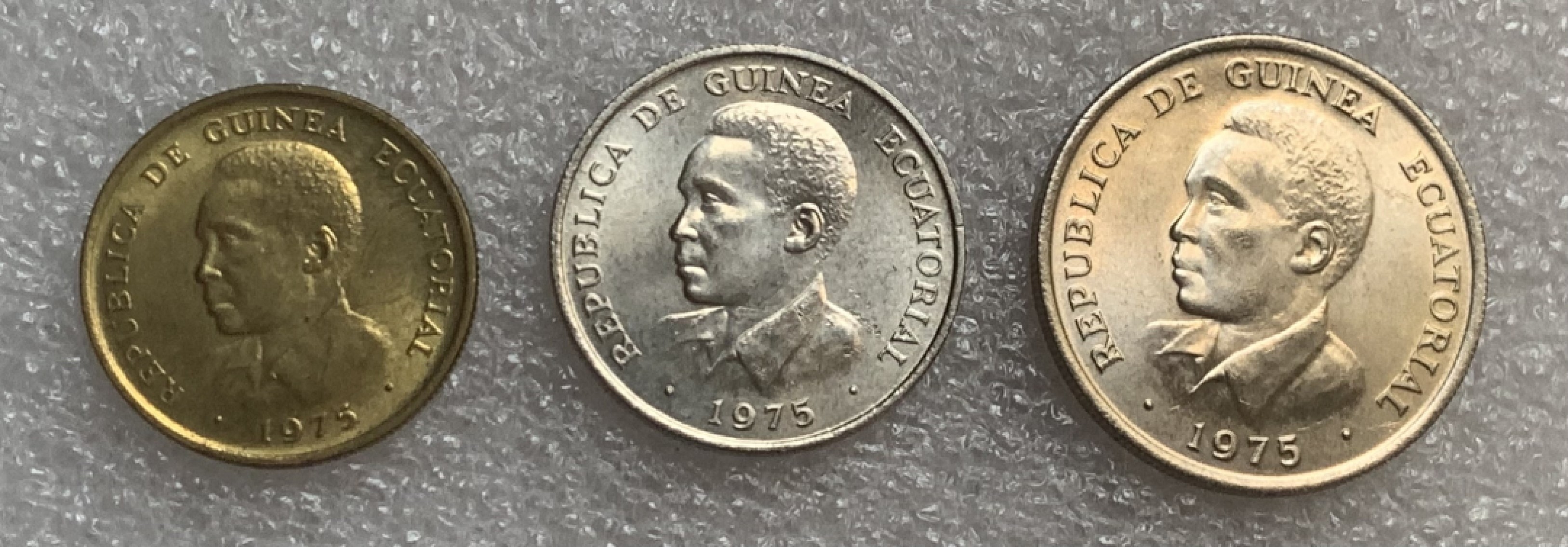 瓶子🏺第93期拍卖会  1975年赤道几内亚马西埃·恩圭马3枚全套铜镍币 原光全品