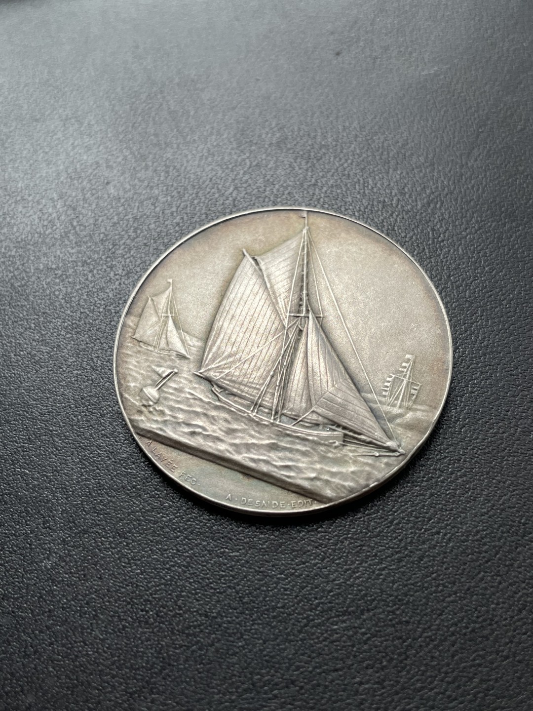 欧洲章牌-拍卖第23场 A.Bertrand～法国圣马克西姆帆船协会银章