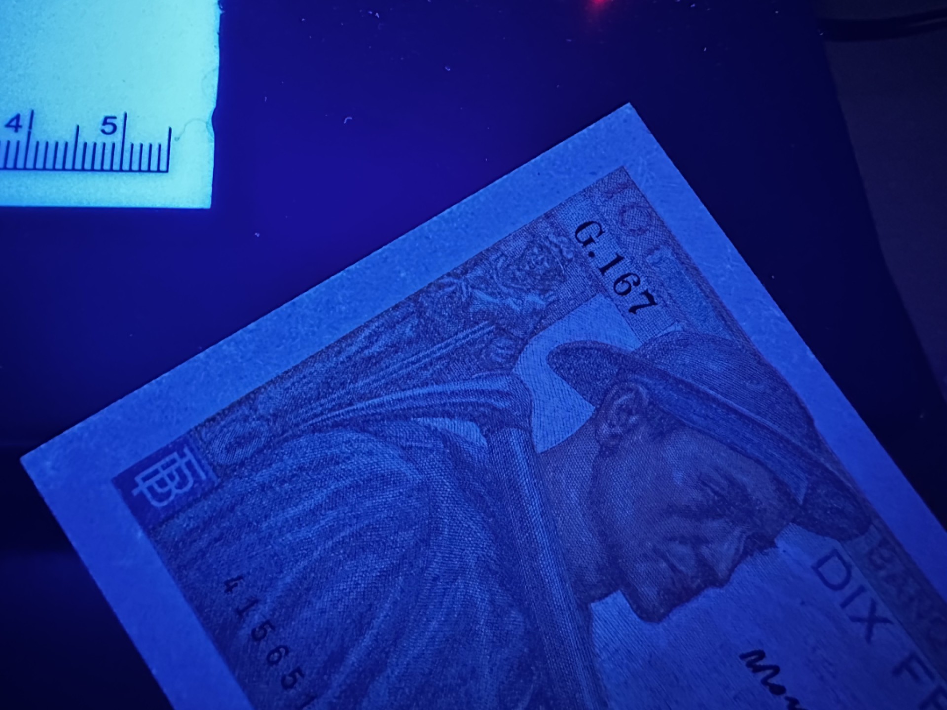 《外钞收藏家》第二百七十一期（连拍第二场） 1949年法国10法郎 全新 疑似有折 有潮