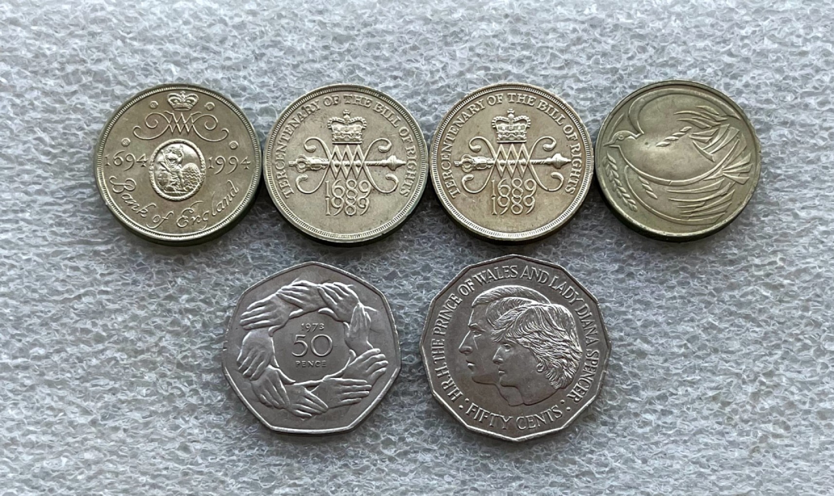 南北越币纸钞、五铢铜钱、古希腊罗马铜币、英国英属精制套币/纪念银币，沙俄、南美、欧洲老铜银币。彼得堡世界钱币勋章拍卖第54期